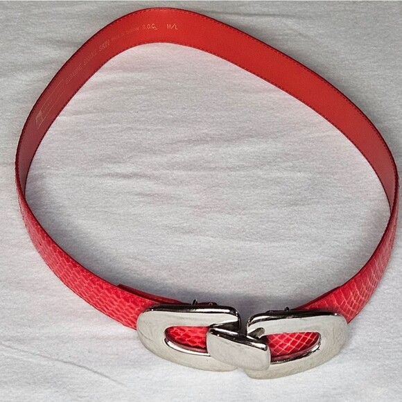 Morgan Taylor Vintage Adjustable Red Snakeskin Silver Tone Hardware Hook Belt - Picture 3 of 13